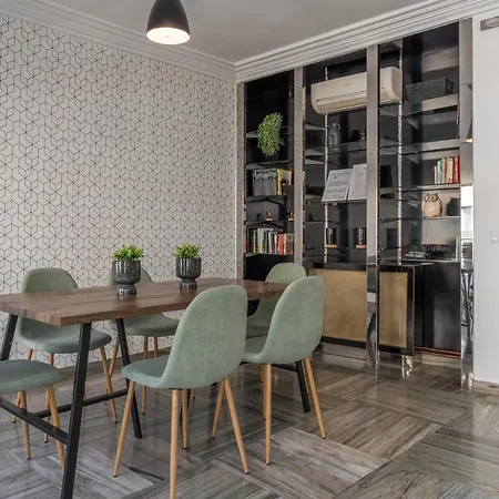Apartment Tuguest Gran Via 24 *