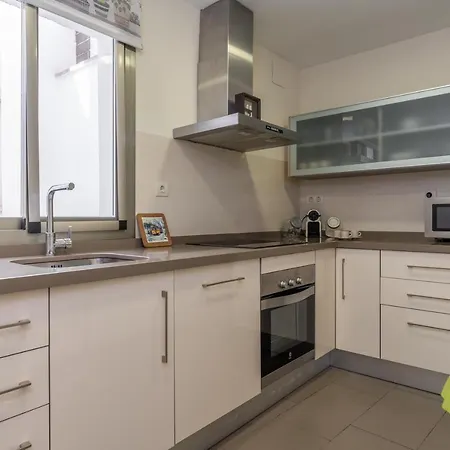 Apartment Tuguest Gran Via 24 *